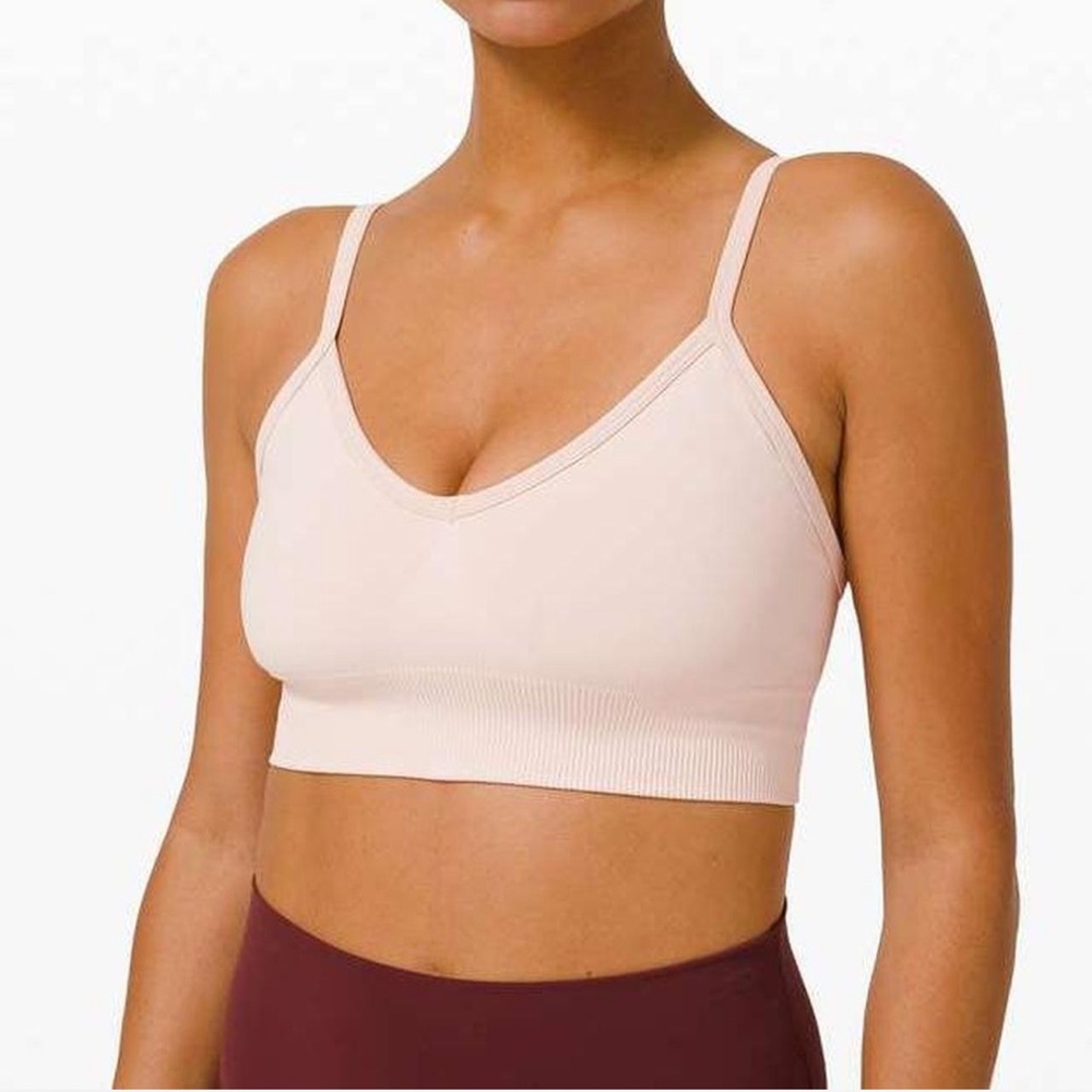 Lululemon Ebb to Street Bra in Strawberry Milkshake
Size 8 C/D Cup
